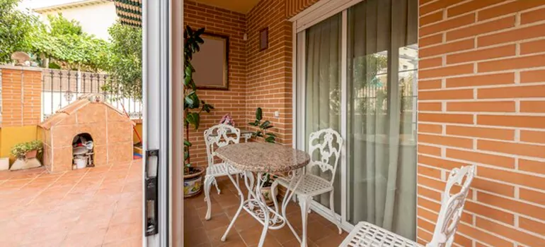 Adding Porch Enclosures To Your Home in Sunrise, FL