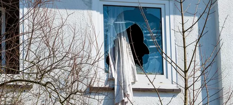 Storm Window Installation Contractors in Sunrise, FL
