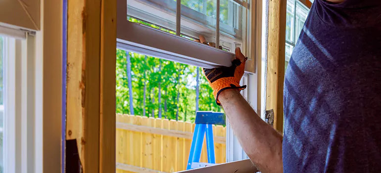 >Bay Window Curtain Rail Track in Sunrise, FL