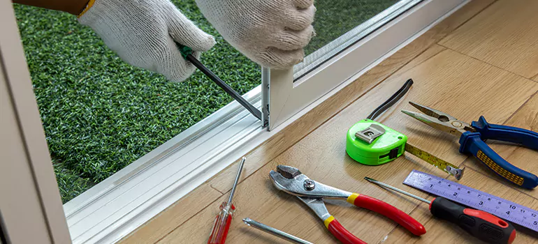 Window Hinge Repair in Sunrise, FL